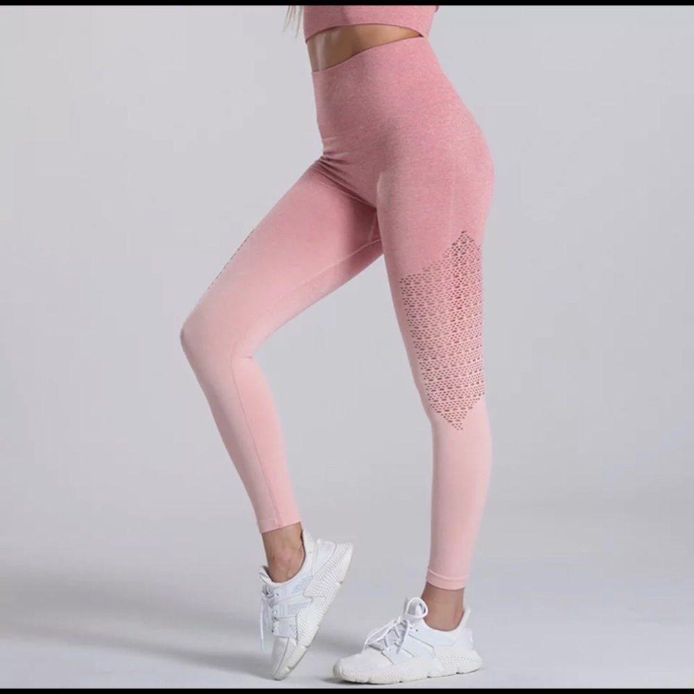 ombré peach scrunch butt leggings